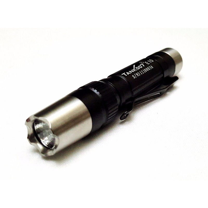 

Tank007 E10 Outdoor Mini Flashlight 120 Lumens